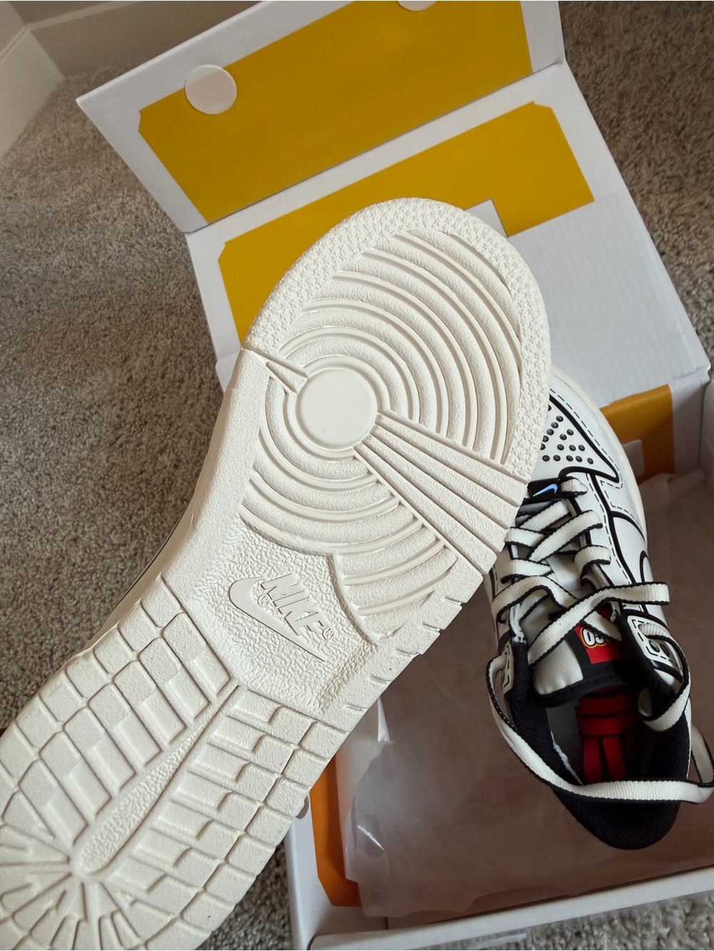 Nike Kids White Sneakers with Black Graphic Lines and Yellow Laces - Picture 2 of 5